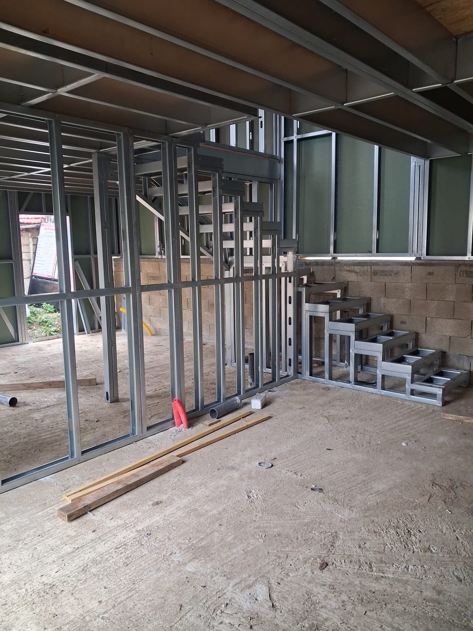 Montage ossature métallique LSF chantier 5 jours 3 personnes